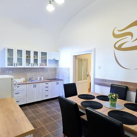 Foter Apartman Eger Exteriér fotografie